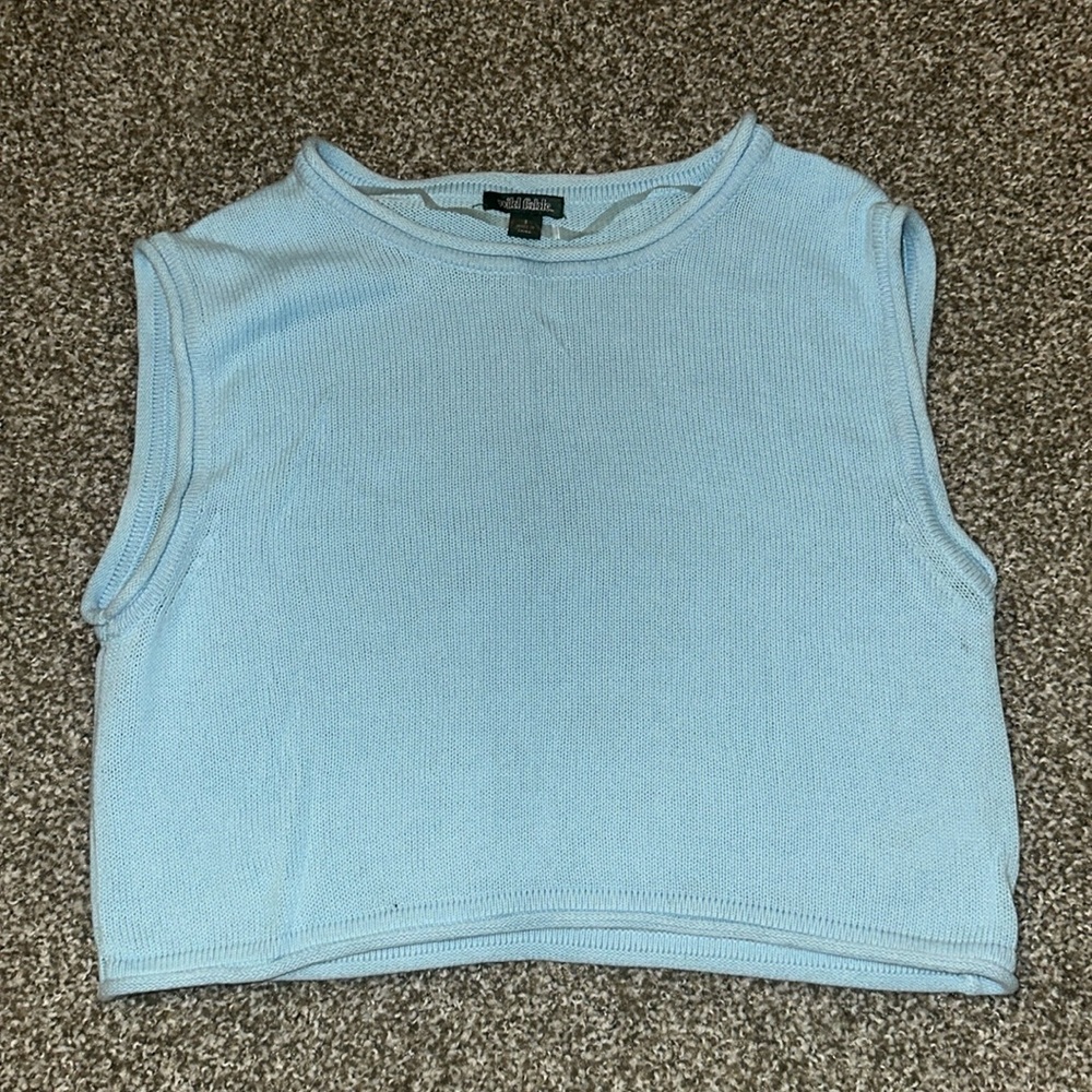 Cropped sweater top